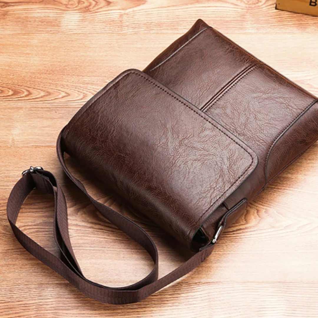 Bolsa Masculina de Ombro Freeman - Lyon Acessórios