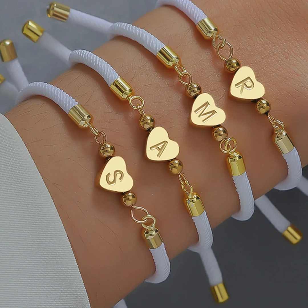 Pulseira Feminina Love Com Pingente de Coração Personalizado - Lyon Acessórios