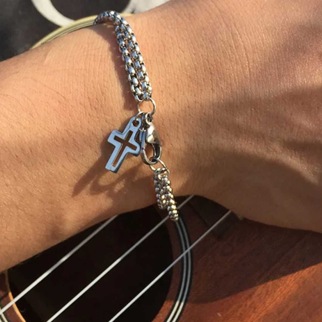 Pulseira Masculina Cruz Vazada - Lyon Acessórios